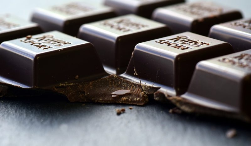 ciocolata-amaruie beneficii proprietati
